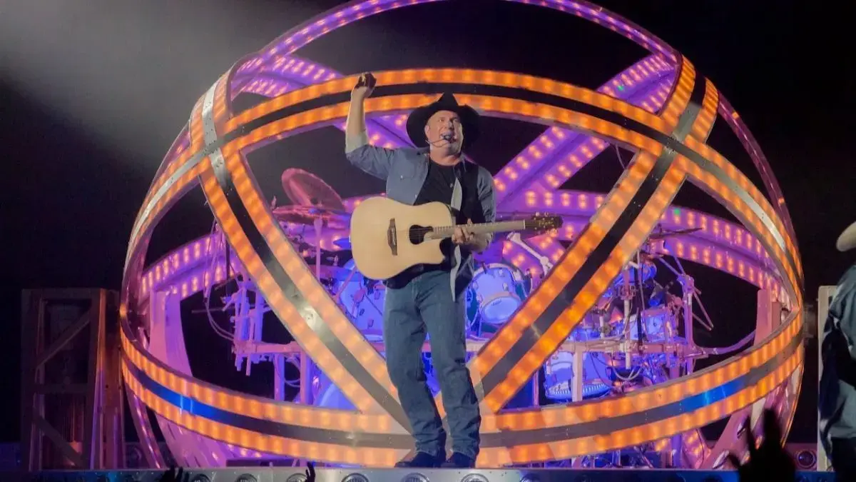 Garth Brooks revine în forță: Turneu de arenă anunțat pentru 2026