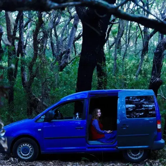 Hana Stretton lansează noul album „Tiarn” săptămâna aceasta