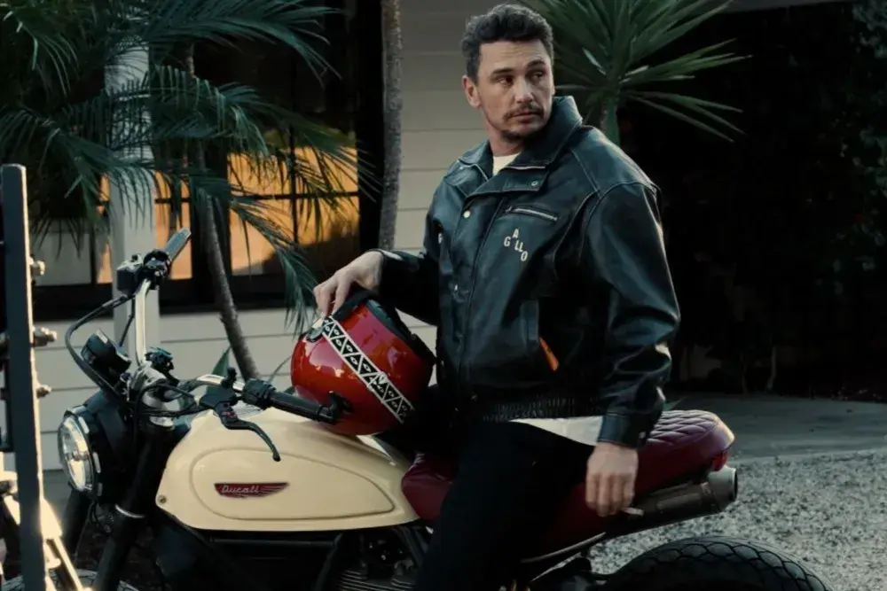 James Franco conduce noul microdrama „Iubire, minciuni și Frank