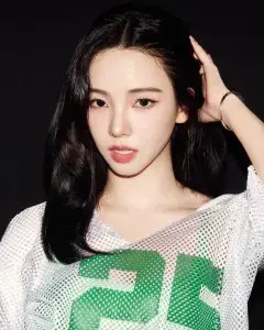 Karina ia scena centrală la Festivalul Waterbomb: O senzație K-Pop