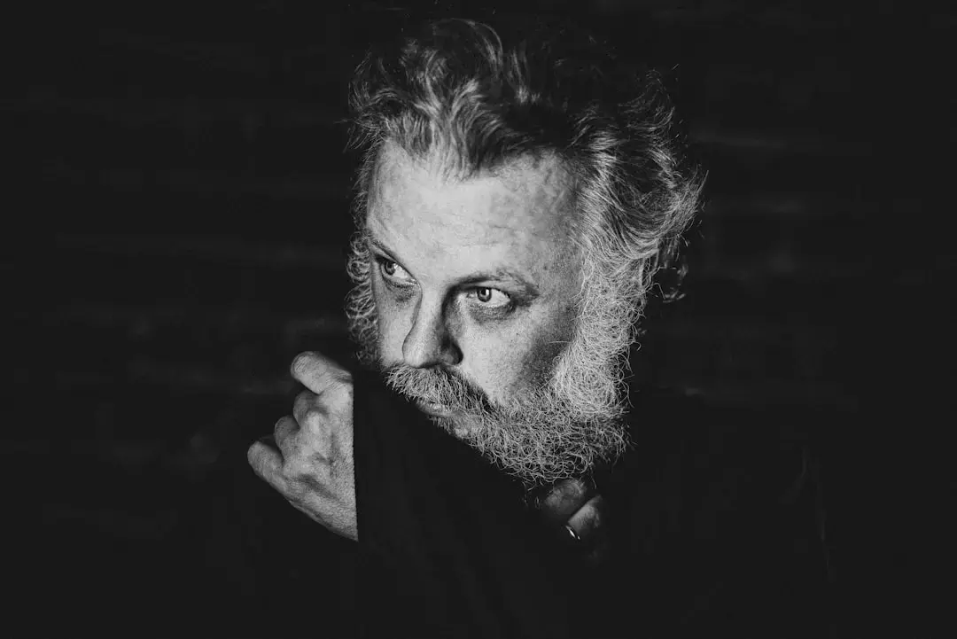 Michael Sheen și directorul Simon Ryninks discută despre legătura personală cu filmul Welsh Sci-Fi