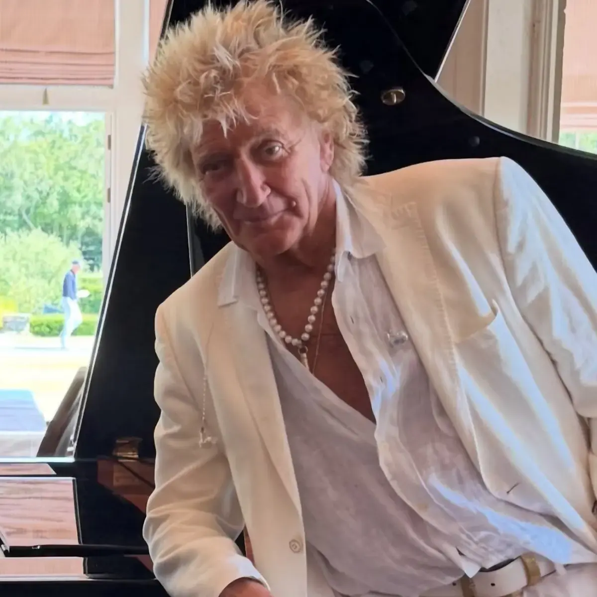 Rod Stewart, operație la inimă: Turneul anulat, fanii așteaptă vești