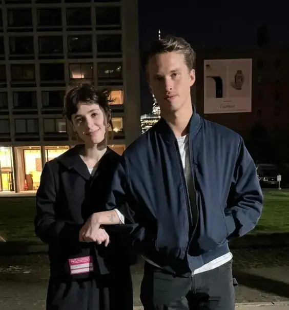 Ryan Beatty lansează "Sweet Fortune", un album pop regal.