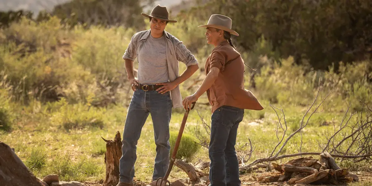 Serialul neo‑western „Dark Winds” eclipsă „Yellowstone” și atrage fani în așteptarea noilor episoade