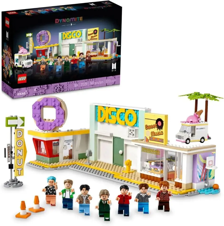 Setul LEGO BTS „Dynamite” revine pe rafturi