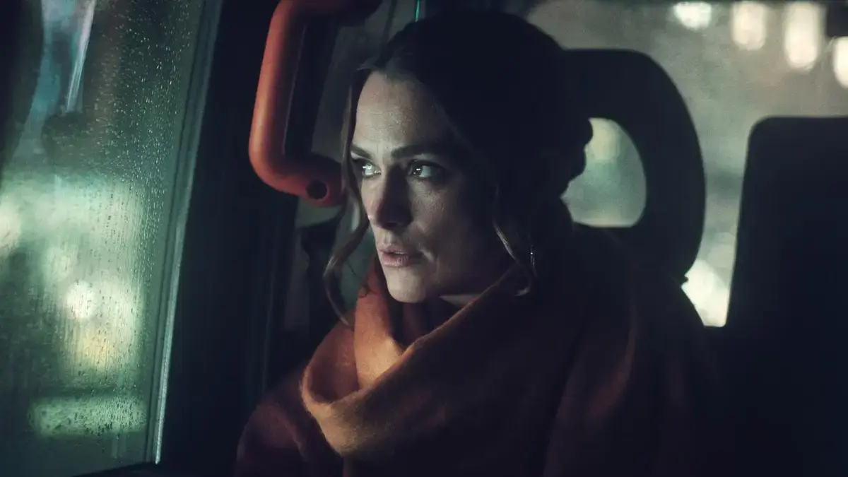 Thrillerul de spionaj în 6 episoade pe Netflix este cel mai bun film din ultima perioadă