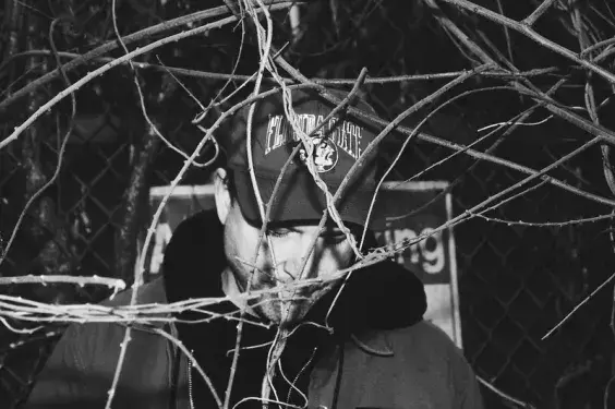 Wild Pink lansează albumul „Încă vine în jos” vineri