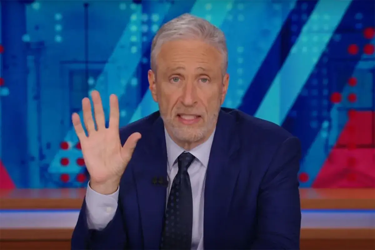 Daily Show-ul lui Jon Stewart lasă deoparte fuzziunea Ellison-Skydance și vorbește despre AI