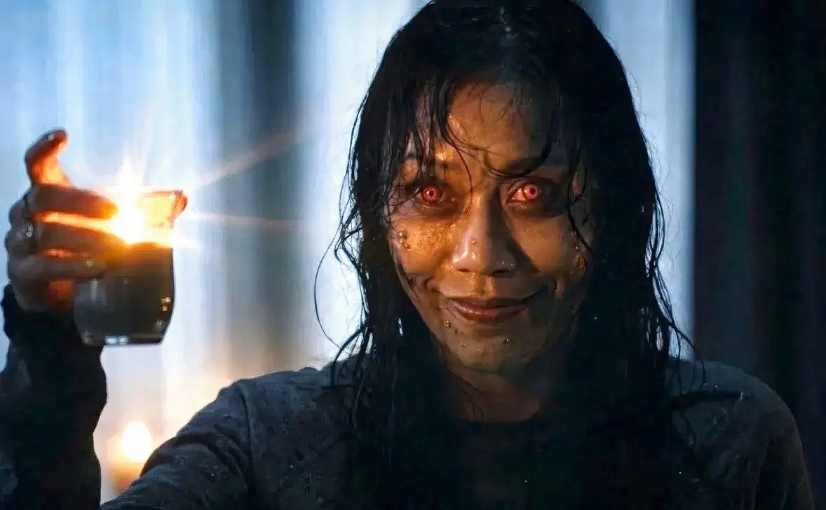 Evil Dead Burn domină topurile HBO Max: Un succes horror incontestabil