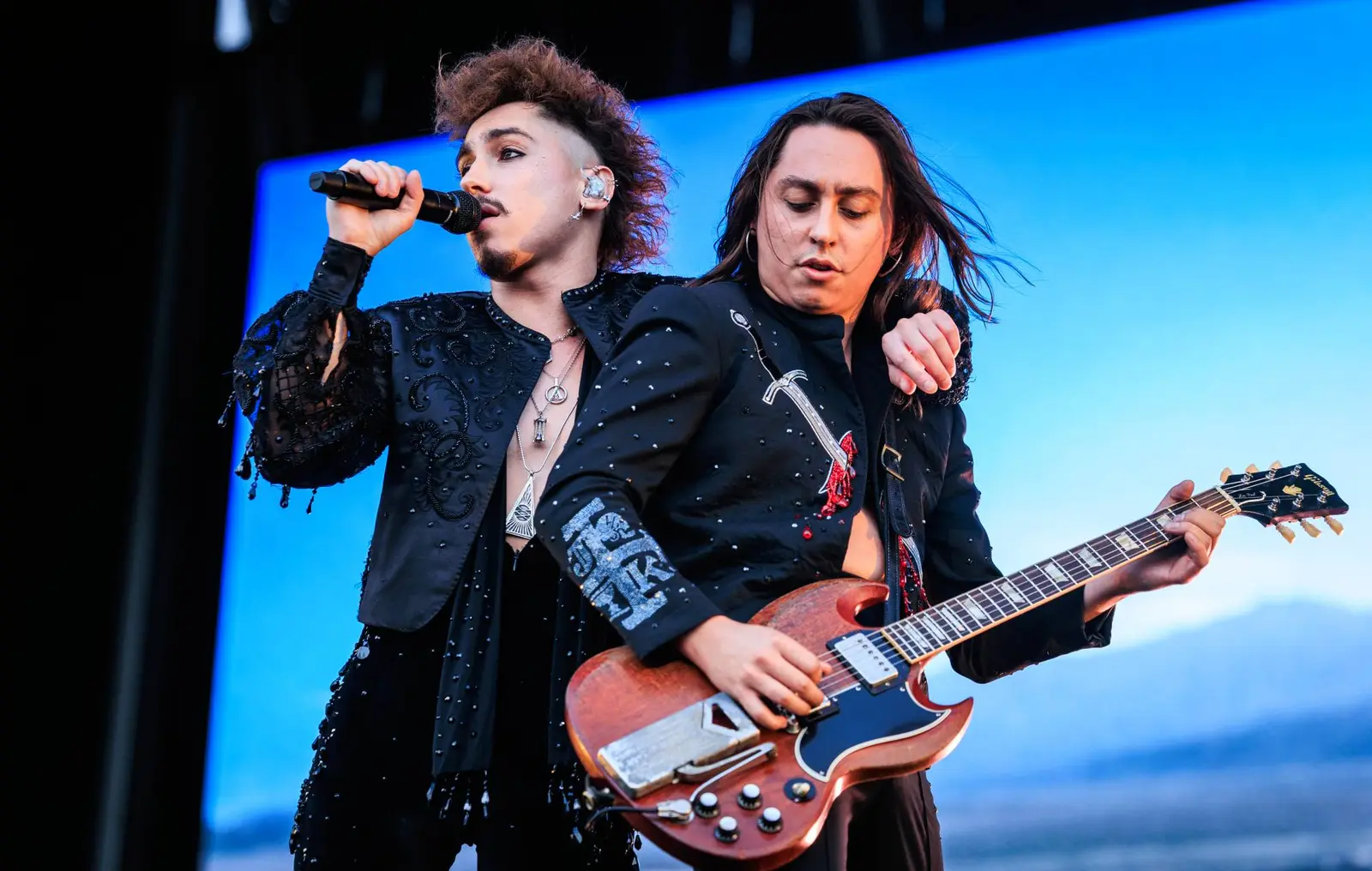 Greta Van Fleet pornește în „Into The Beginning”: Un turneu mondial de amploare în 2027