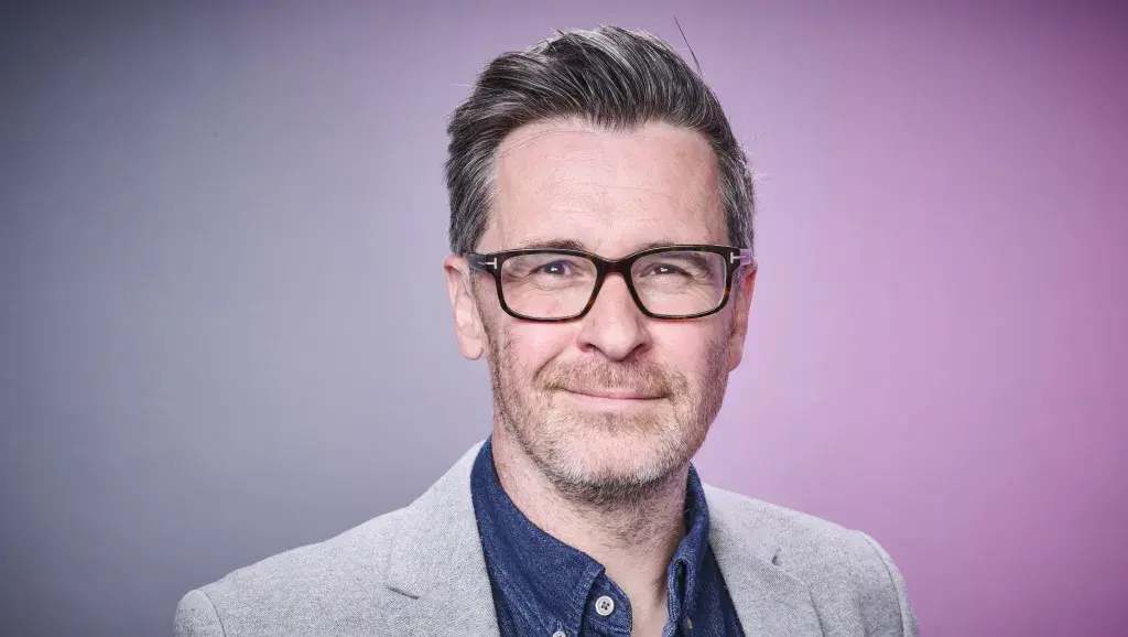 Jason Simms lansează Fusebox Entertainment: o nouă forță în drama TV
