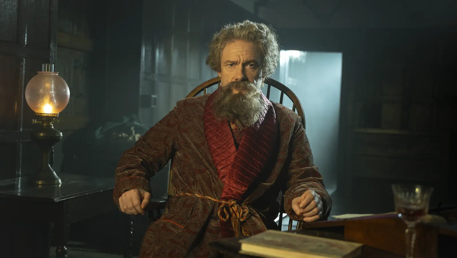 Martin Freeman și Jim Broadbent, față în față într-o nouă poveste cu fantome de Crăciun la BBC
