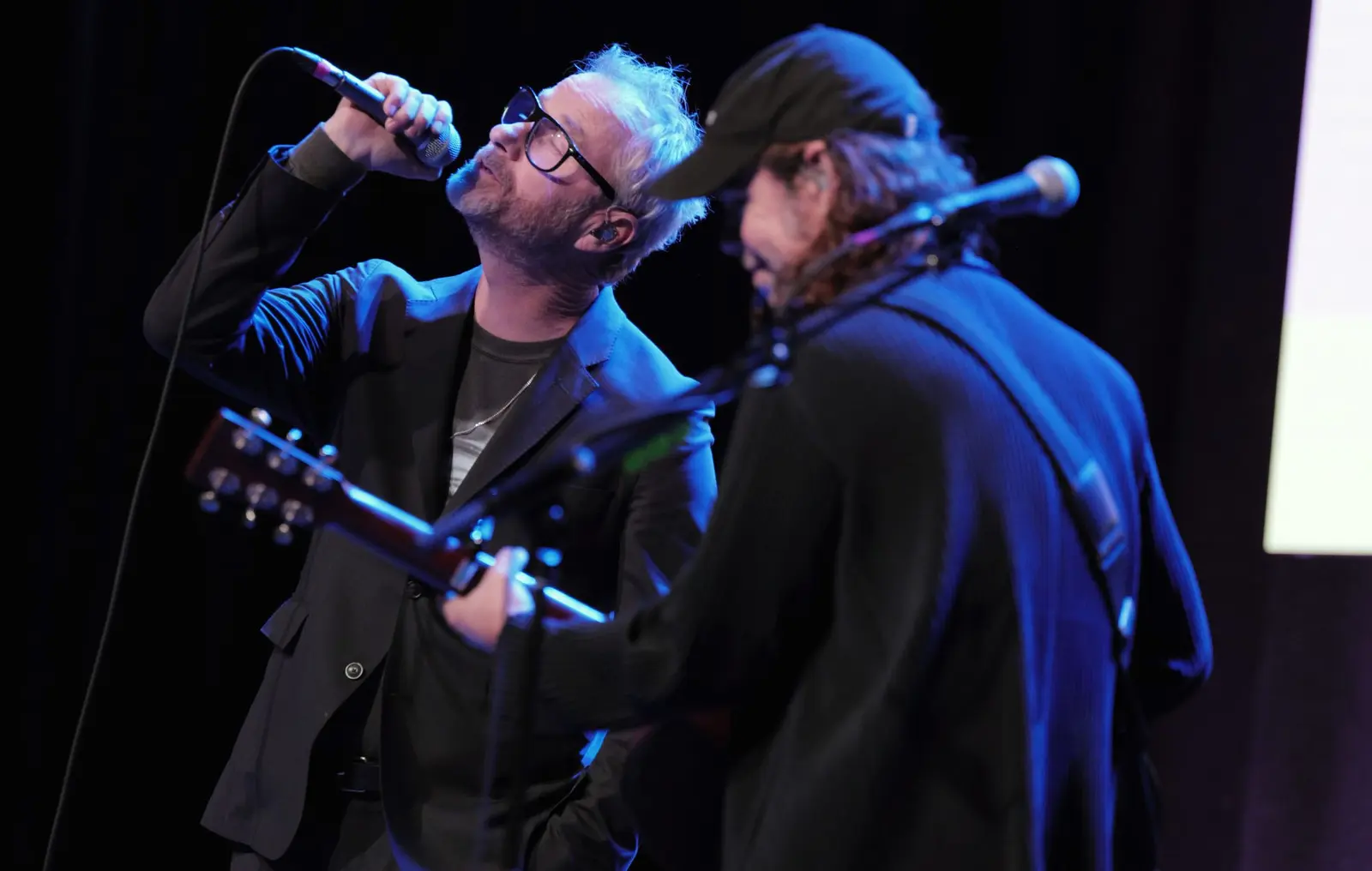 The National se întoarpește pe scenă cu un invit special și o piesă rară