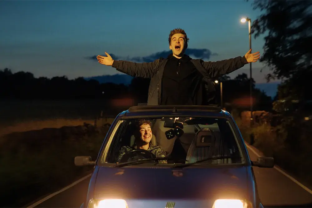 Comedia britanică „The State of Us” ajunge în cinematografe